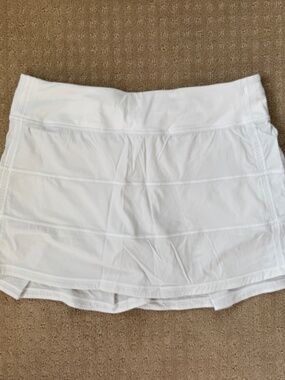 Lululemon Pace Rival Mid-Rise Skirt, White, Size 8